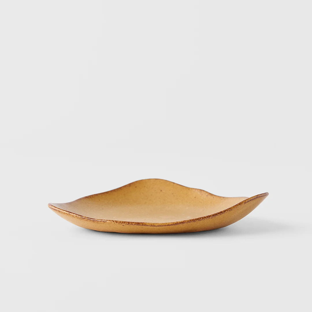 Triangle plate in Honey Glaze