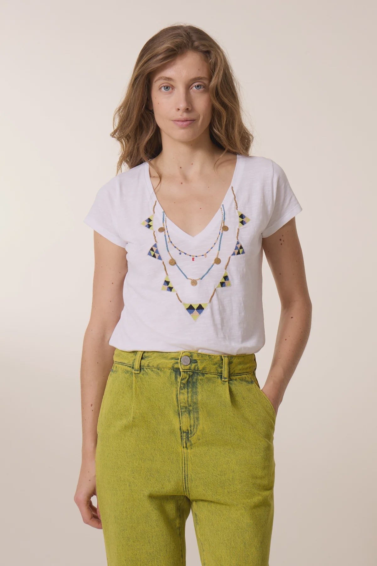 Leon &amp; Harper Tonton Brodery - White